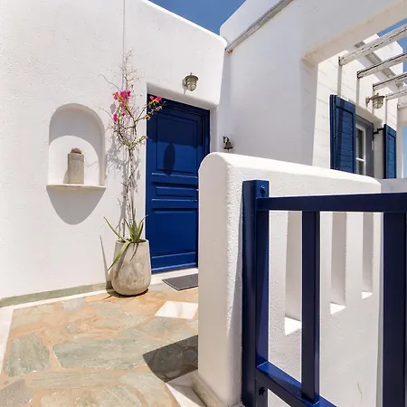 Pure White 1bd House With Amazing Sea Views In Apartment