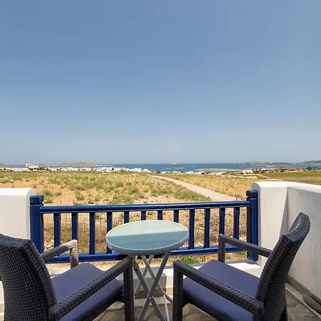 Pure White 1bd House With Amazing Sea Views In * Naousa (Paros)