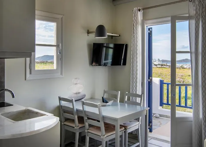 Pure White 1bd House With Amazing Sea Views In * Νάουσα