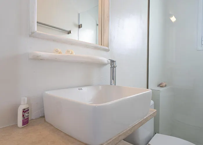 Pure White 1bd House With Amazing Sea Views In Διαμέρισμα *