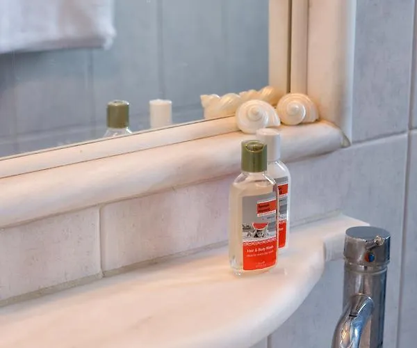 Pure White 1bd House With Amazing Sea Views In Διαμέρισμα